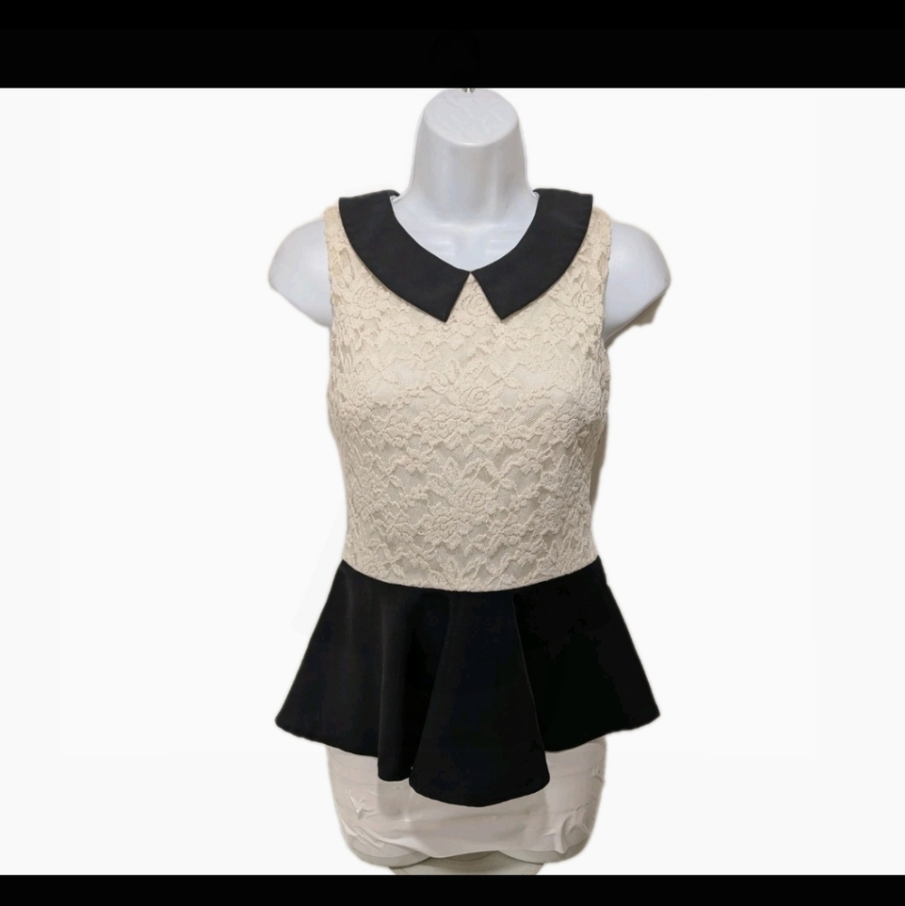 Forever 21 Lace Peplum Blouse Top S Babydoll 90s Y2K Peter Pan Collar